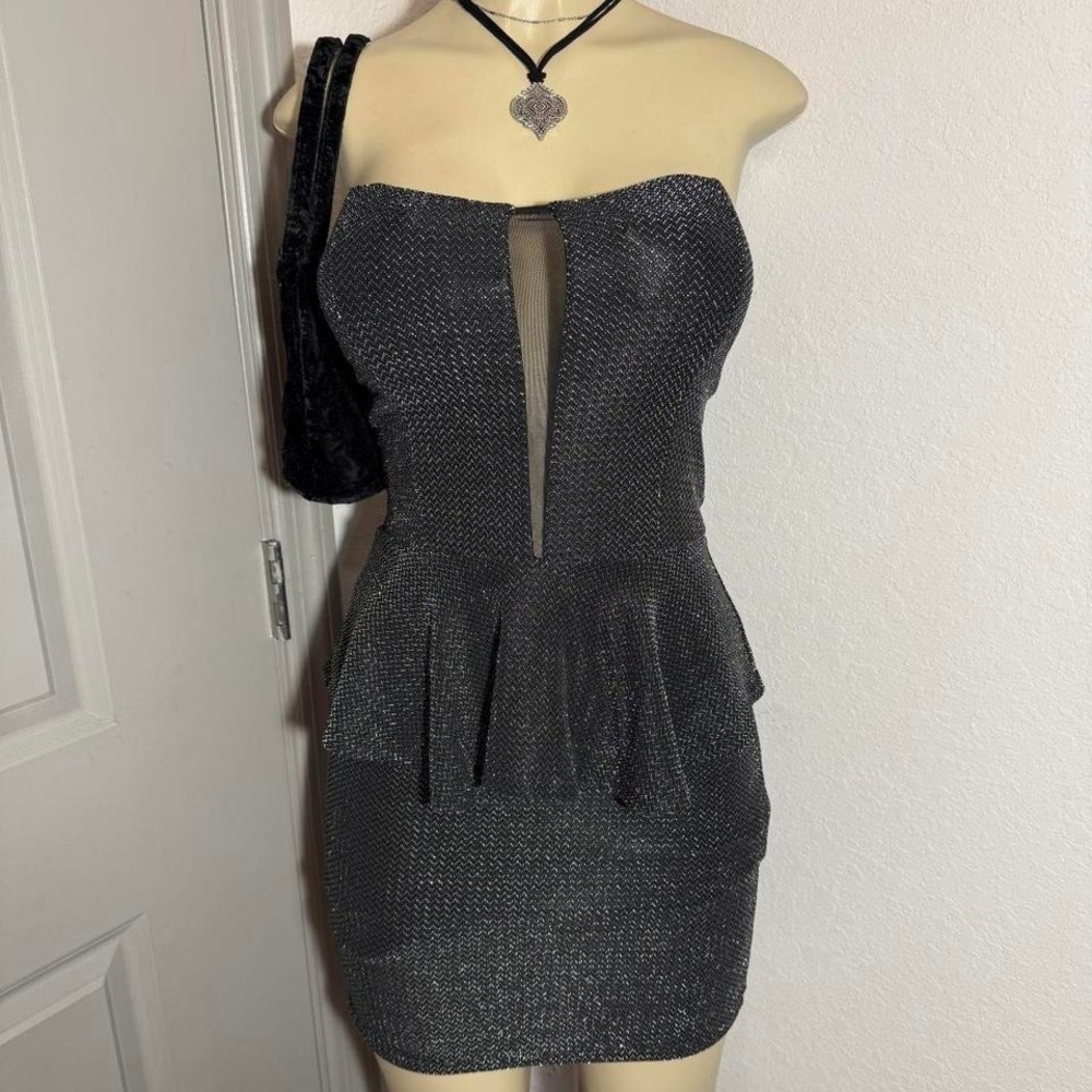 Seduction Y2K silver sparkly mini dress